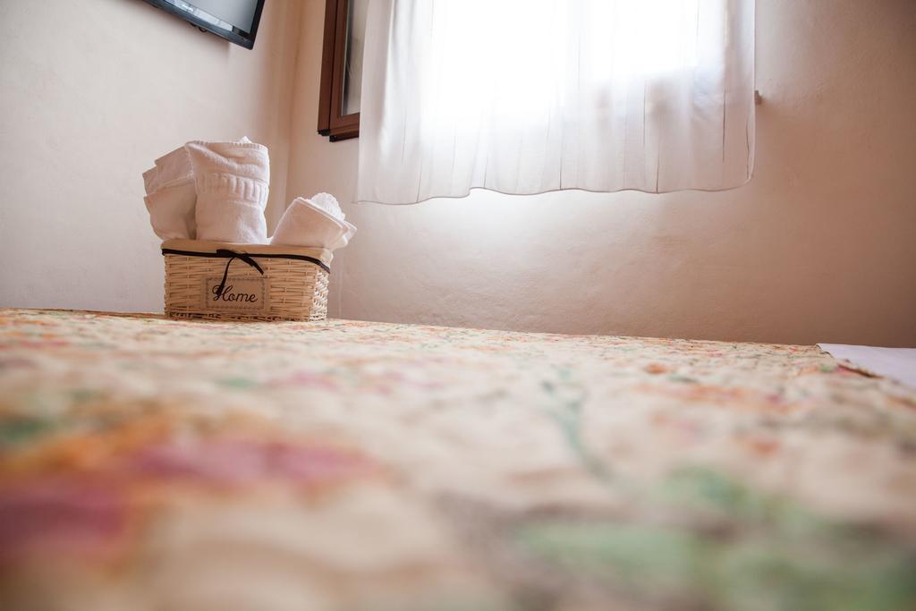 Acqua Di Mare Bed and Breakfast Locogrande Δωμάτιο φωτογραφία